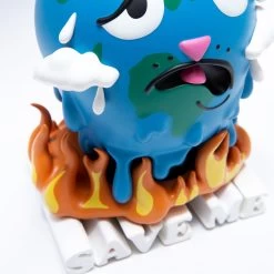 RIPNDIP Save Me Vinyl Figure -Urban Fashion Shop savetheworld 0007 KK2A7081