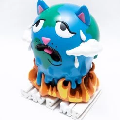 RIPNDIP Save Me Vinyl Figure -Urban Fashion Shop savetheworld 0009 KK2A7078